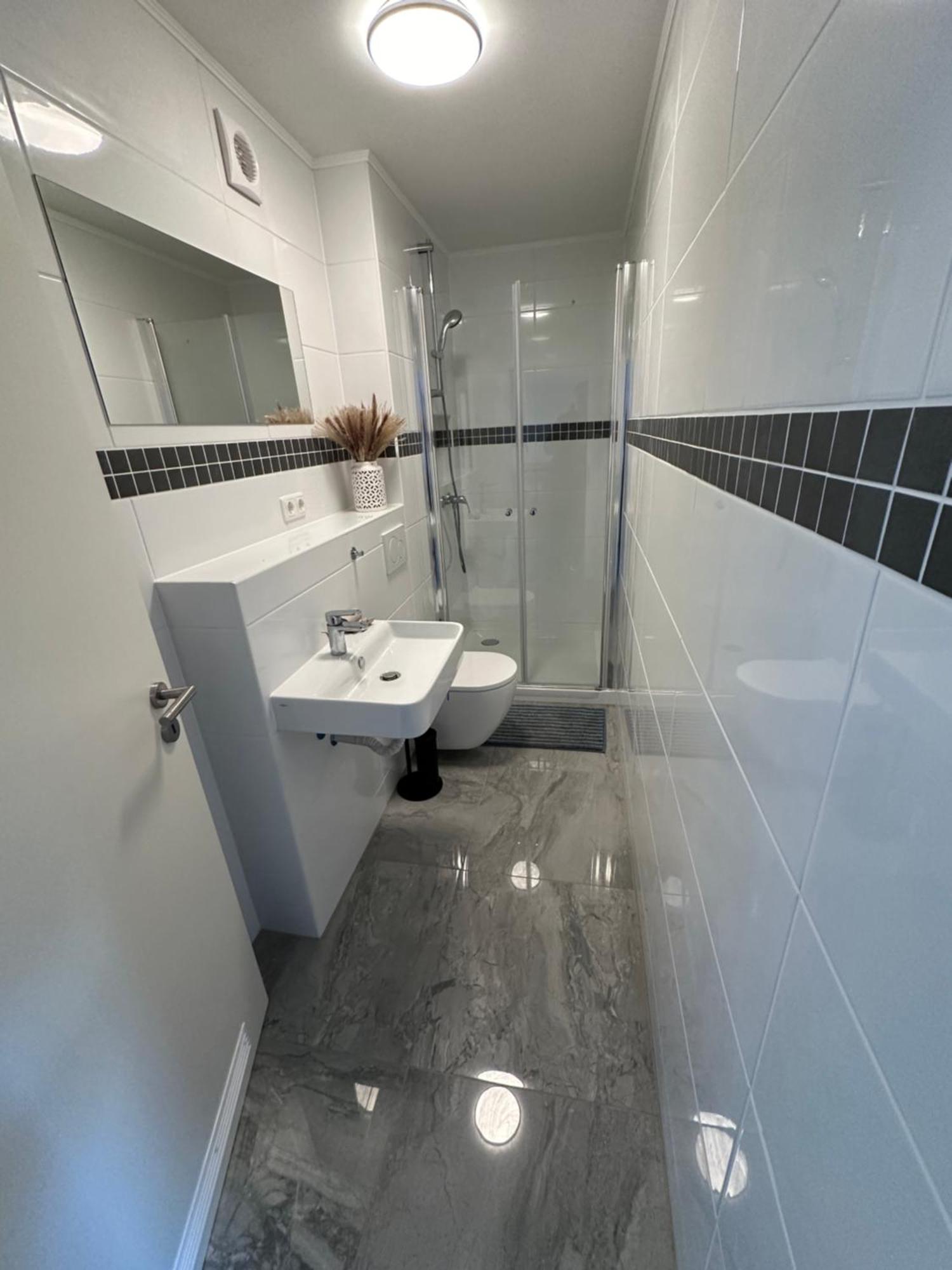 Mg01- Mg04schoene Am Wasserturm Rheydt Apartment *